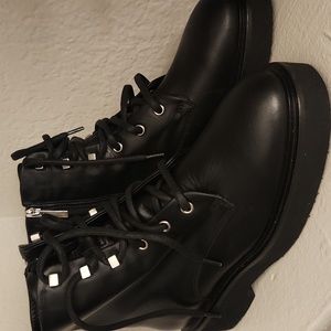 NWOB Aquatalia Mariola Leather Combat/Ankle Black Boots
